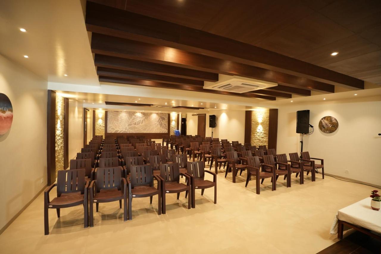 Hotel Sri Ambal Grand Virudunagar Zewnętrze zdjęcie